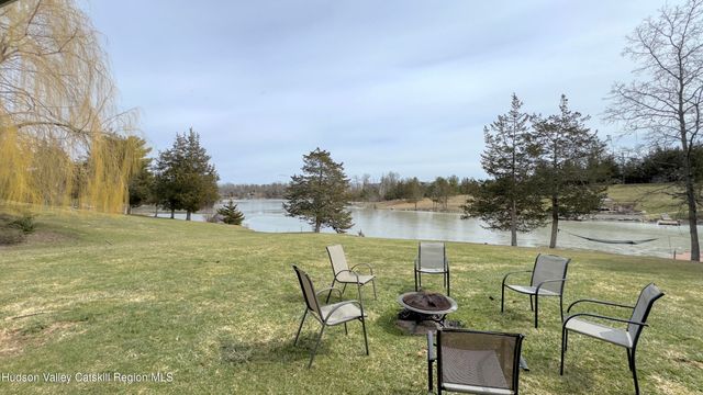 70 Travis Place, Athens, NY 12015