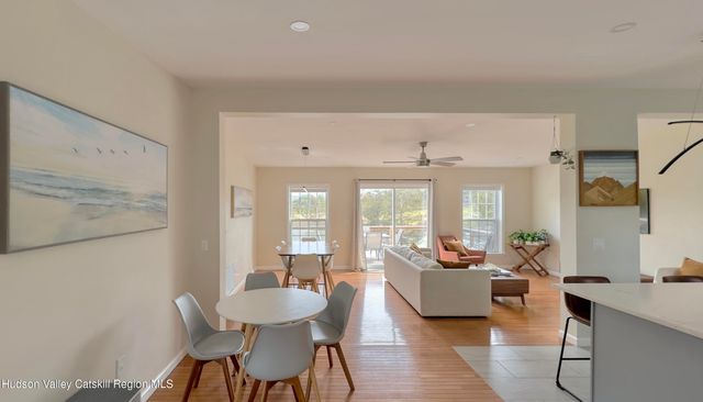 70 Travis Place, Athens, NY 12015