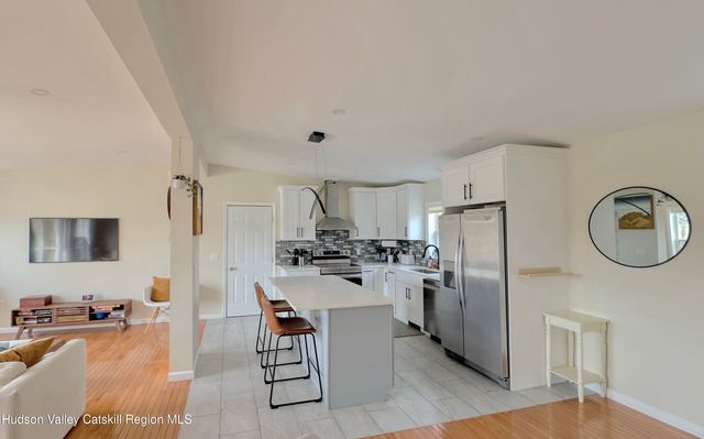 70 Travis Place, Athens, NY 12015