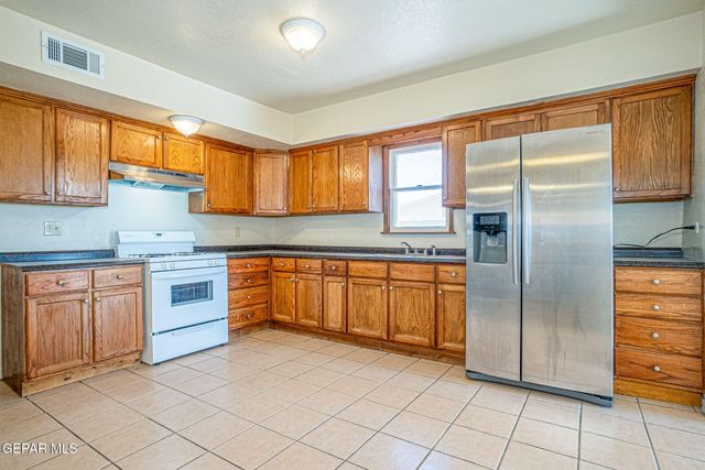 2610 JEFFERSON Avenue, El Paso, TX 79930