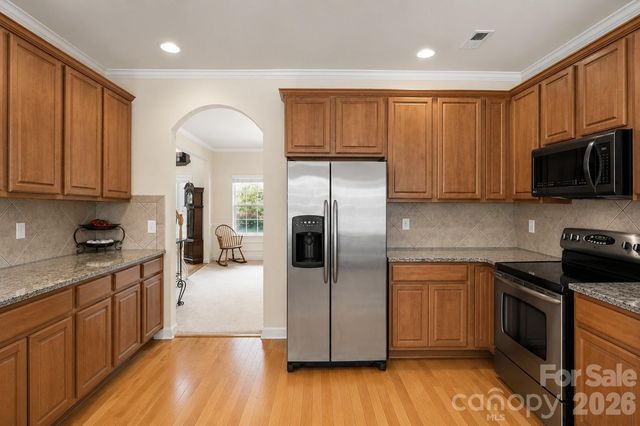 1086 Arrowhead Drive SE, Concord, NC 28025