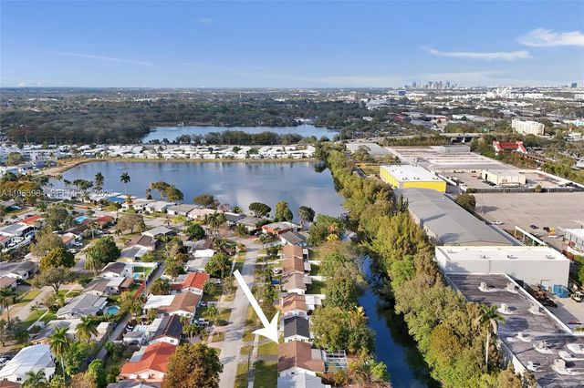 2005 N 31st Ave, Hollywood, FL 33021