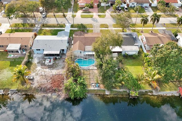 2005 N 31st Ave, Hollywood, FL 33021