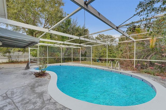 2005 N 31st Ave, Hollywood, FL 33021