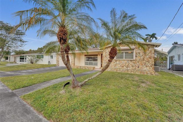 2005 N 31st Ave, Hollywood, FL 33021