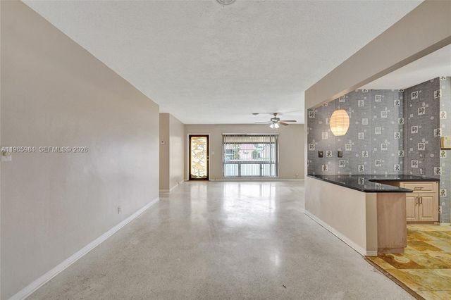 2005 N 31st Ave, Hollywood, FL 33021