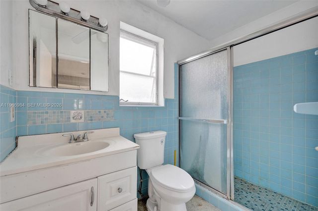 2005 N 31st Ave, Hollywood, FL 33021