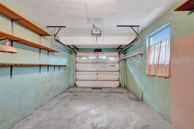 2005 N 31st Ave, Hollywood, FL 33021