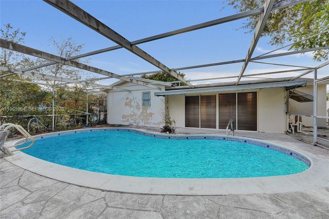 2005 N 31st Ave, Hollywood, FL 33021