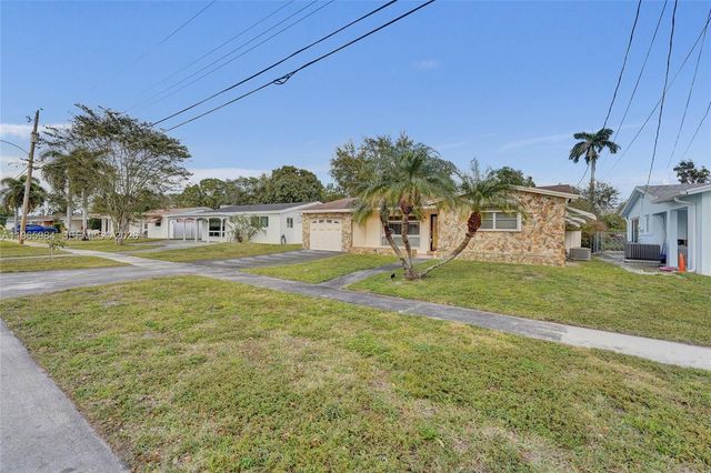 2005 N 31st Ave, Hollywood, FL 33021