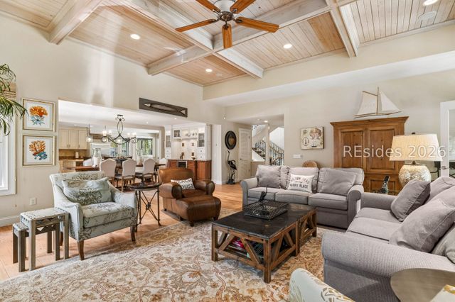 17 Duck Hawk Rd, Hilton Head Island, SC 29928