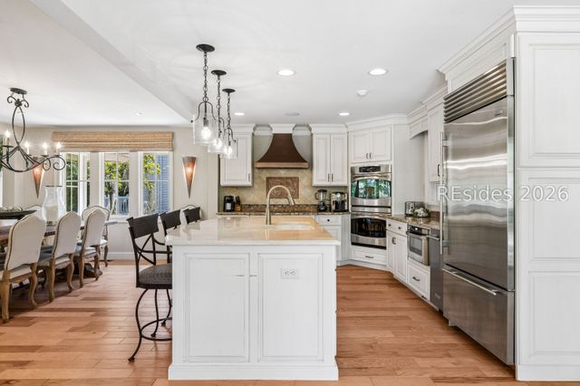 17 Duck Hawk Rd, Hilton Head Island, SC 29928