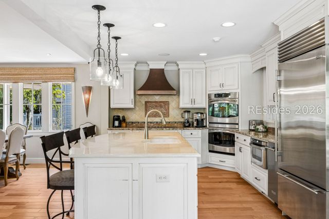 17 Duck Hawk Rd, Hilton Head Island, SC 29928