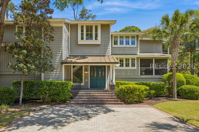 17 Duck Hawk Rd, Hilton Head Island, SC 29928