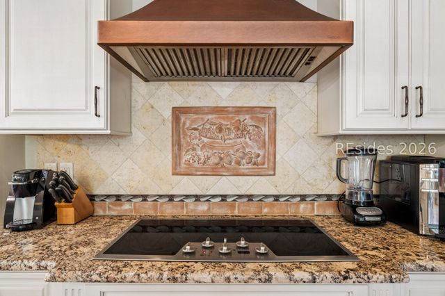 17 Duck Hawk Rd, Hilton Head Island, SC 29928