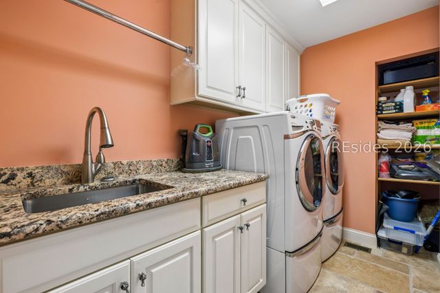17 Duck Hawk Rd, Hilton Head Island, SC 29928