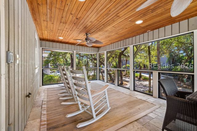 17 Duck Hawk Rd, Hilton Head Island, SC 29928