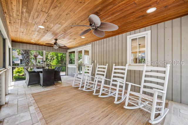 17 Duck Hawk Rd, Hilton Head Island, SC 29928