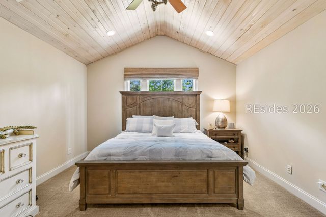 17 Duck Hawk Rd, Hilton Head Island, SC 29928