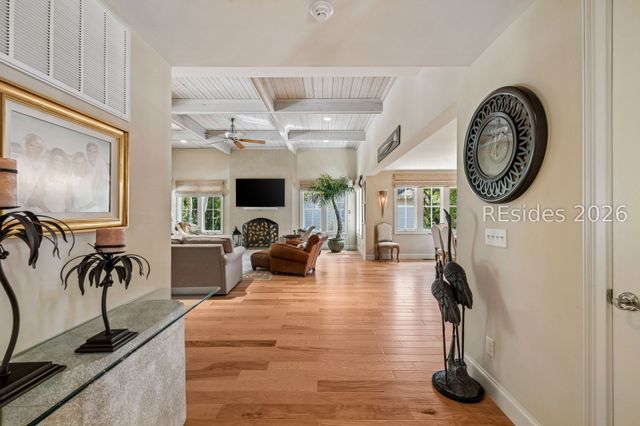 17 Duck Hawk Rd, Hilton Head Island, SC 29928