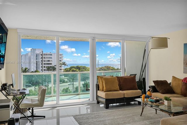 100 Bayview Dr 606, Sunny Isles Beach, FL 33160