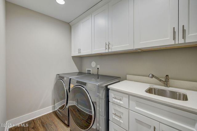 15 W Waverly Drive, Burgaw, NC 28425