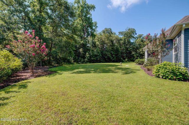 15 W Waverly Drive, Burgaw, NC 28425