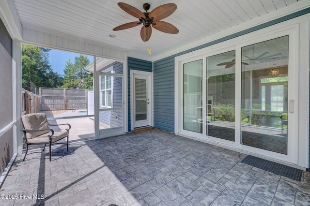 15 W Waverly Drive, Burgaw, NC 28425