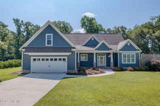15 W Waverly Drive, Burgaw, NC 28425