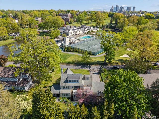 21 Country Club Lane, Pelham, NY 10803