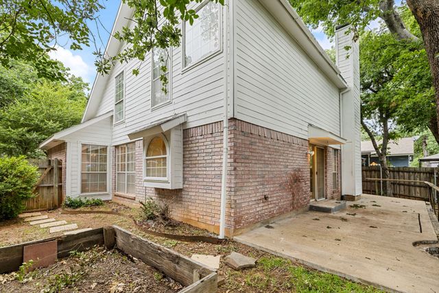 3208 Hickory Court, Bedford, TX 76021