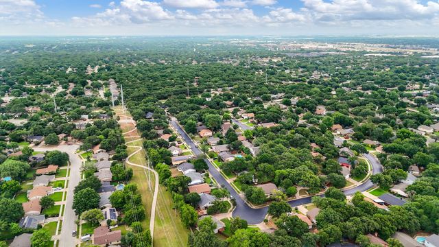 3208 Hickory Court, Bedford, TX 76021