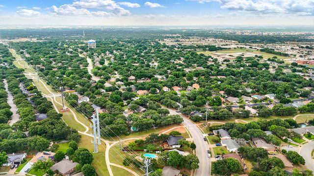 3208 Hickory Court, Bedford, TX 76021