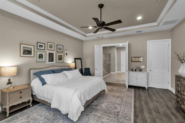 5104 TIVOLI RUN, Bradenton, FL 34211