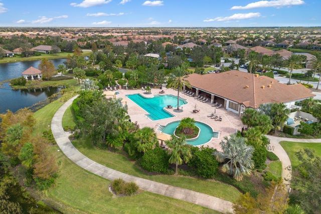 5104 TIVOLI RUN, Bradenton, FL 34211