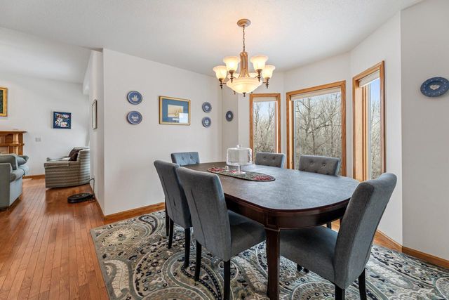 N2256 Briarwood AVENUE, La Crosse, WI 54601