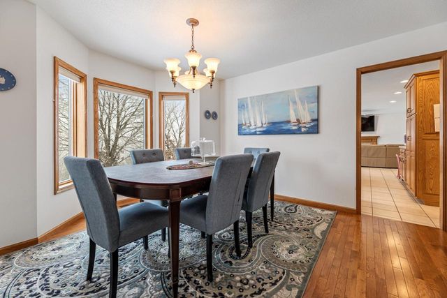 N2256 Briarwood AVENUE, La Crosse, WI 54601