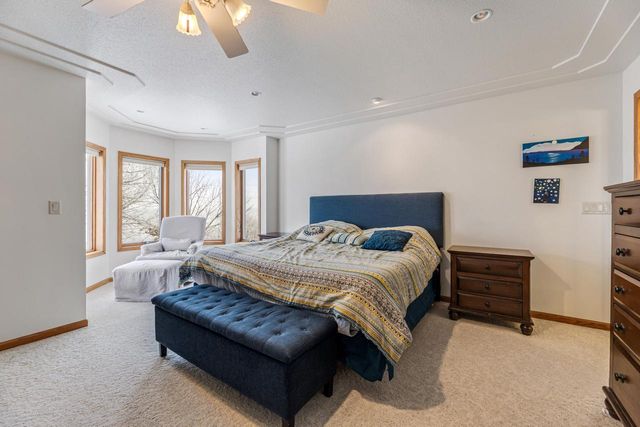 N2256 Briarwood AVENUE, La Crosse, WI 54601