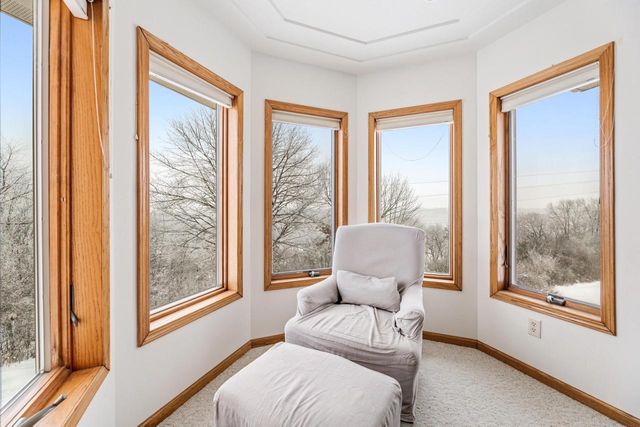 N2256 Briarwood AVENUE, La Crosse, WI 54601