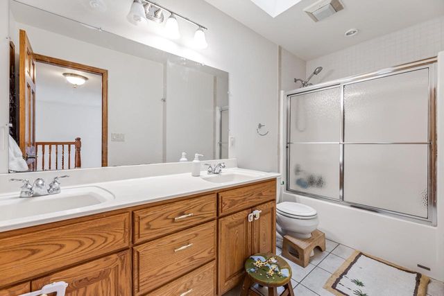 N2256 Briarwood AVENUE, La Crosse, WI 54601