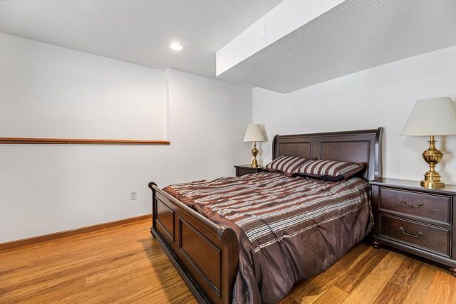 N2256 Briarwood AVENUE, La Crosse, WI 54601