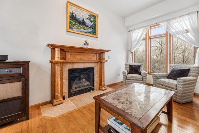 N2256 Briarwood AVENUE, La Crosse, WI 54601