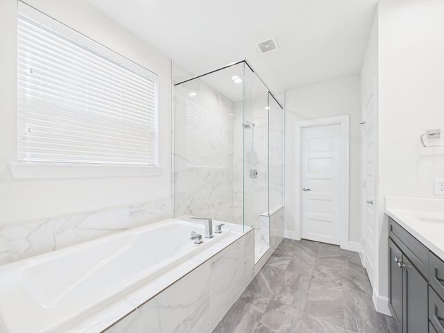 2761 Clinton Drive, Houston, TX 77020