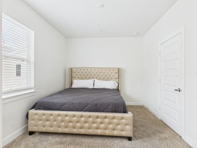 2761 Clinton Drive, Houston, TX 77020