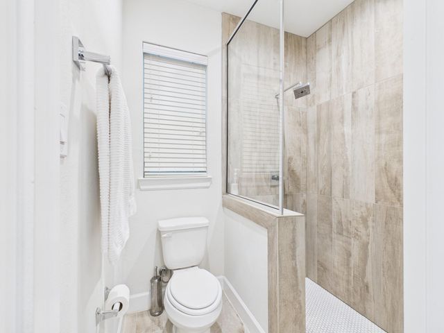 2761 Clinton Drive, Houston, TX 77020