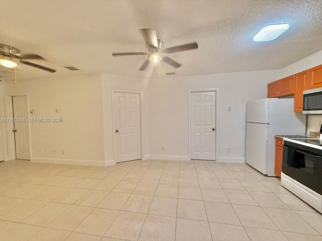 2099 NW 26th Avenue, Fort Lauderdale, FL 33311