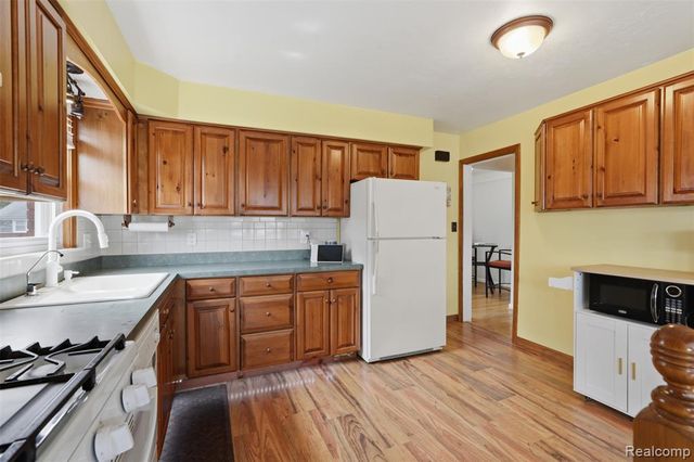 1835 Linden Street, Dearborn, MI 48124