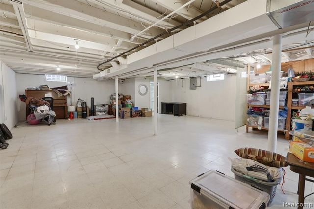 1835 Linden Street, Dearborn, MI 48124