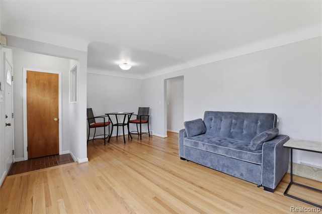 1835 Linden Street, Dearborn, MI 48124