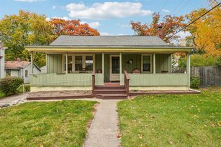 4840 Hobson Avenue, Waterford, MI 48328